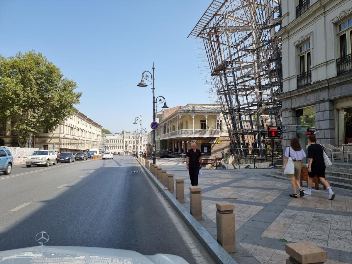Вілла OLD TBILISI Freedom Square, Tbilisi Площадь Свободы Екстер'єр фото