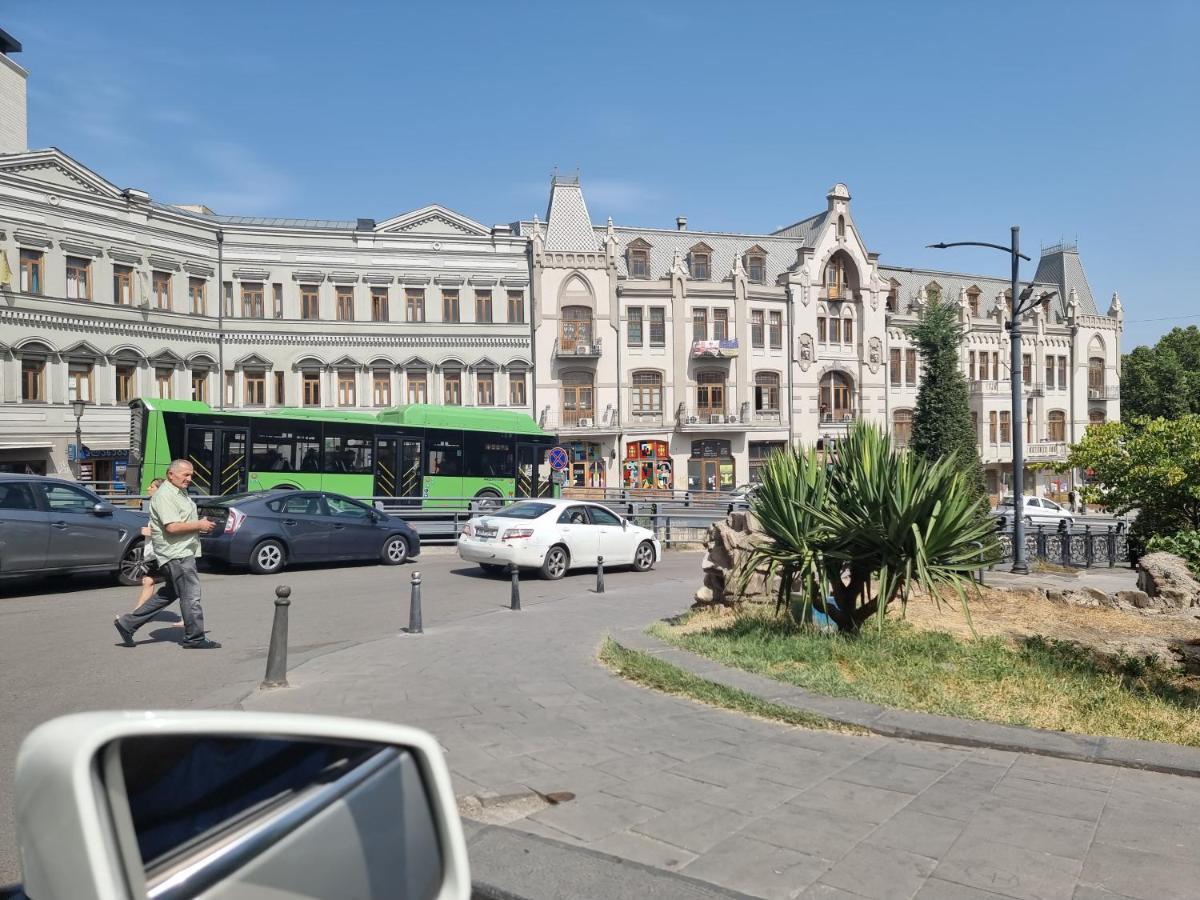 Вілла OLD TBILISI Freedom Square, Tbilisi Площадь Свободы Екстер'єр фото