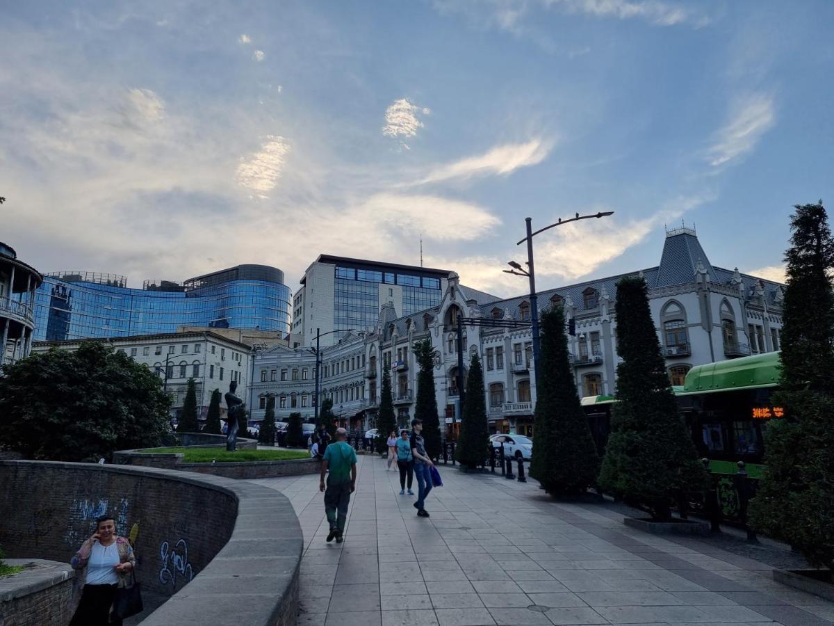 Вілла OLD TBILISI Freedom Square, Tbilisi Площадь Свободы Екстер'єр фото