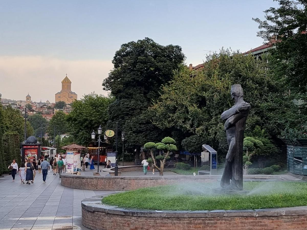 Вілла OLD TBILISI Freedom Square, Tbilisi Площадь Свободы Екстер'єр фото